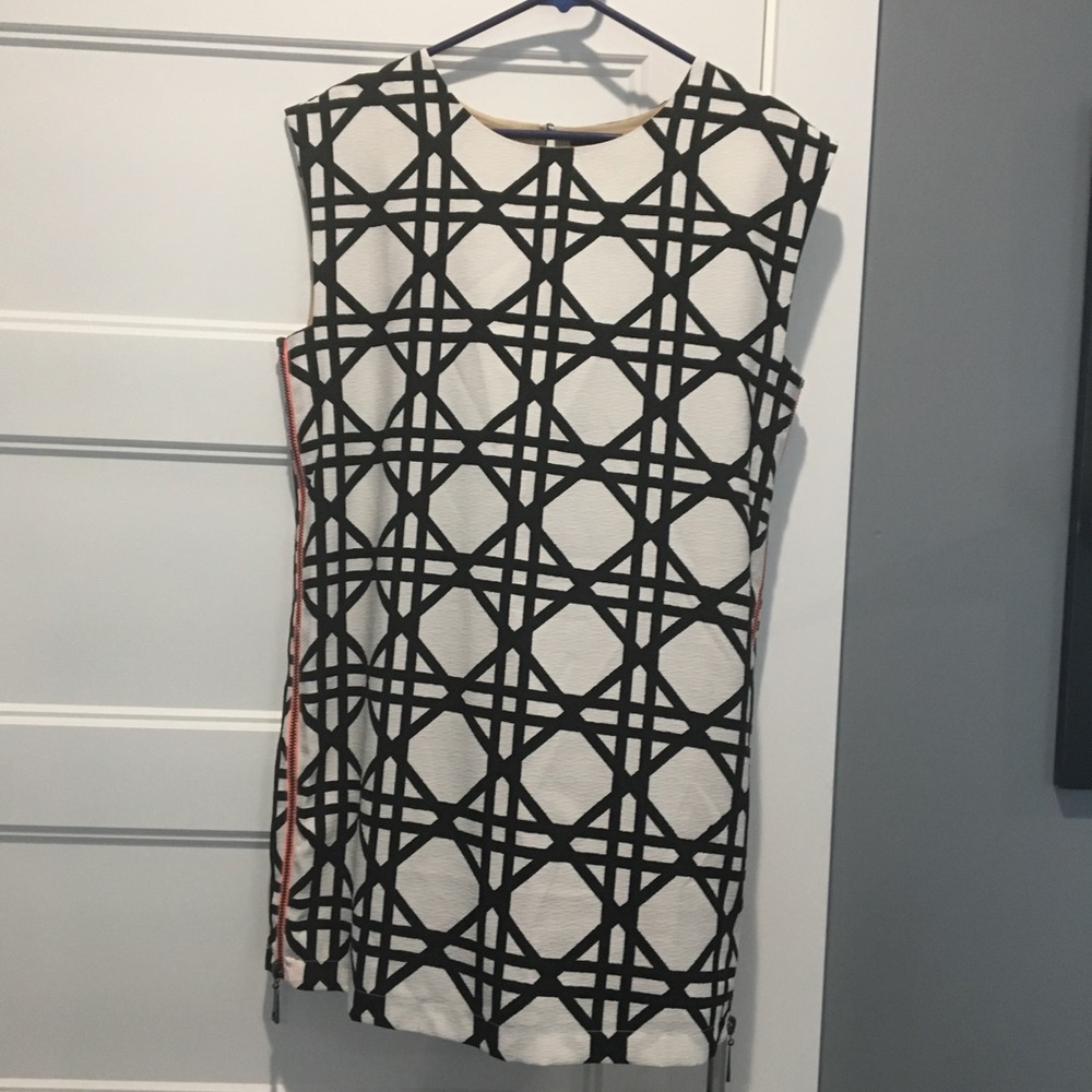 Black and white dress